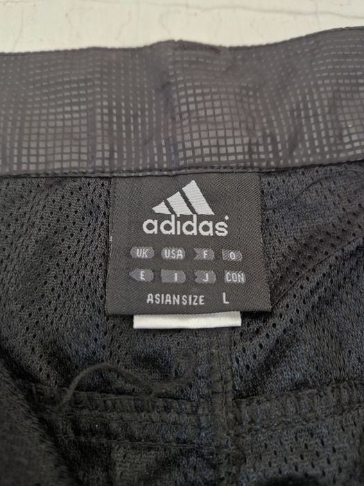 Брендовые шорты Адидас