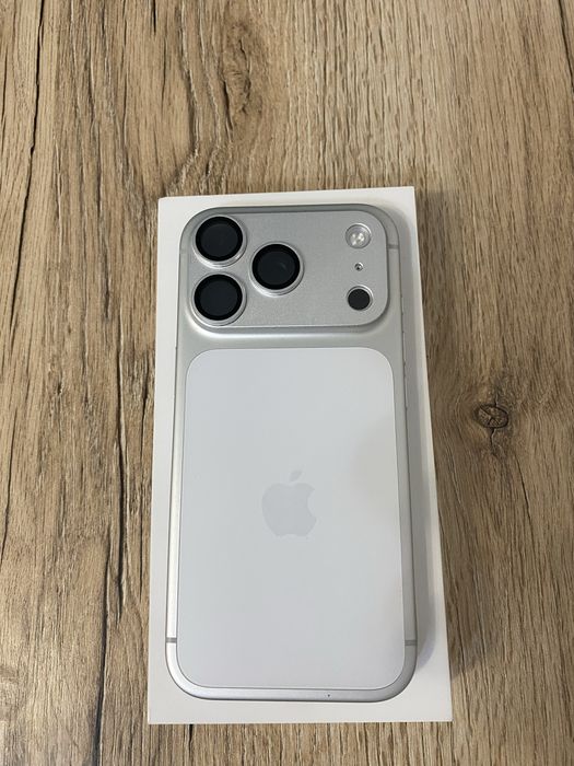 IPhone 17 pro Dual Esim