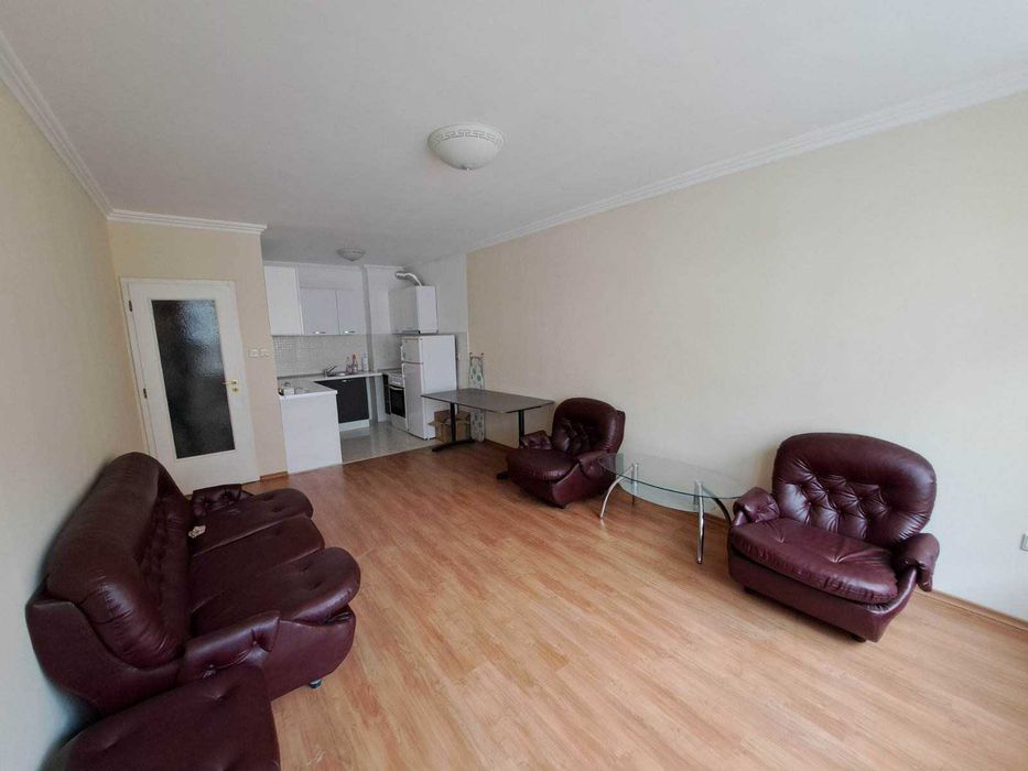 Дава се под наем Двустаен апартамент в София, Център - 65 кв.м за 500 € - Снимка #1