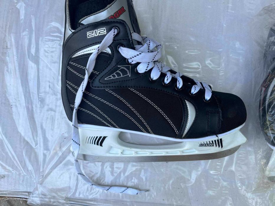 Хокейни кънки за лед