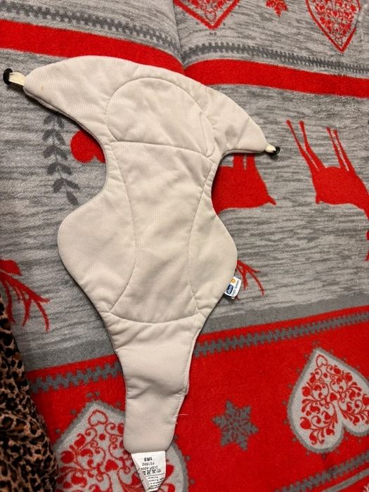 Marsupiu ergonomic pentru bebeluși