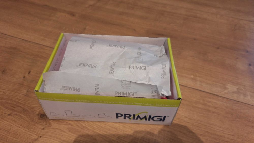 Pantofi fete Primigi (nu Biomecanics, Geox, Puma)