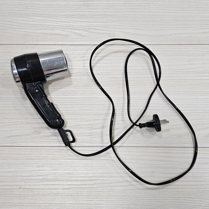 Продам фен и плойку