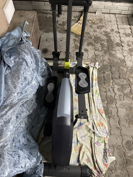 Лыжный тренажор (эллиптический)