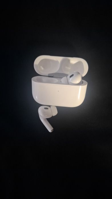 Airpods pro 2 desigilate pentru poze
