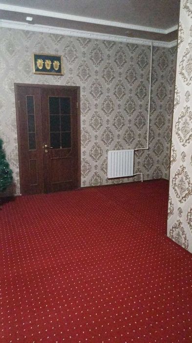 0.60 га ер майдонида 6 хонали уй