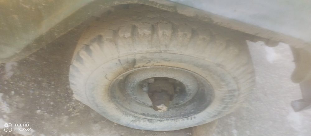 Uazik sotiladi srochni