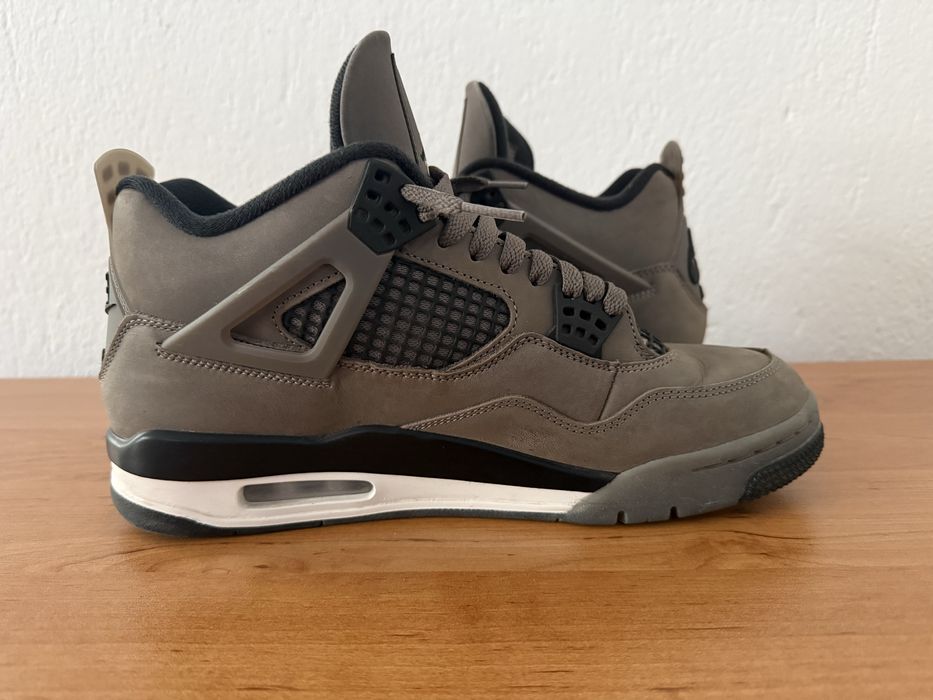 Nike Air Jordan 4 Retro “Cave Stone”