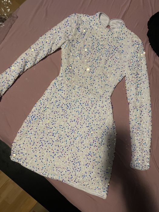 Дамска елегантна рокля с пайети