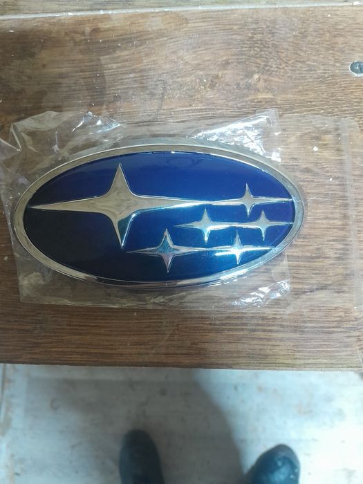 Эмблема на Субару