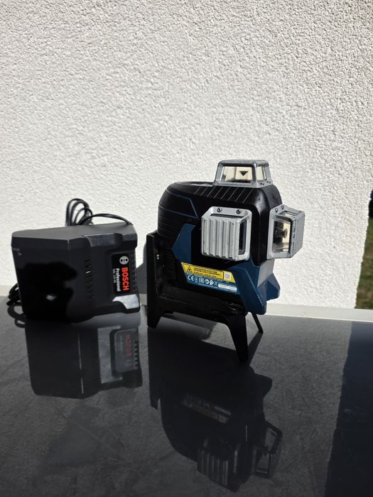 Nivela Laser Bosch 360 grade GLL 3-80C