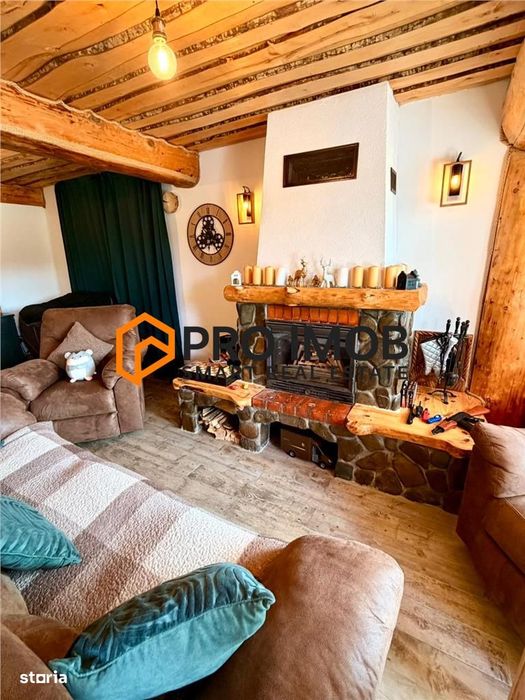 Cabana P+1+M zona Comandau