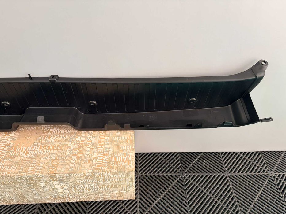 Bara spate scara scarita Renault Master Movano 2010-2024 noua originala Renault