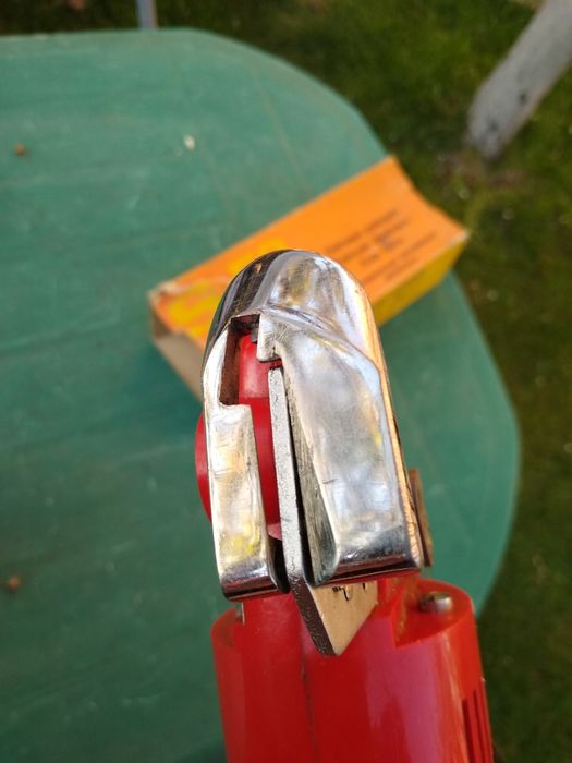 Машина за рязане на платове