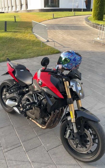 Спортивный мотоцикл QJ Motor 600srk