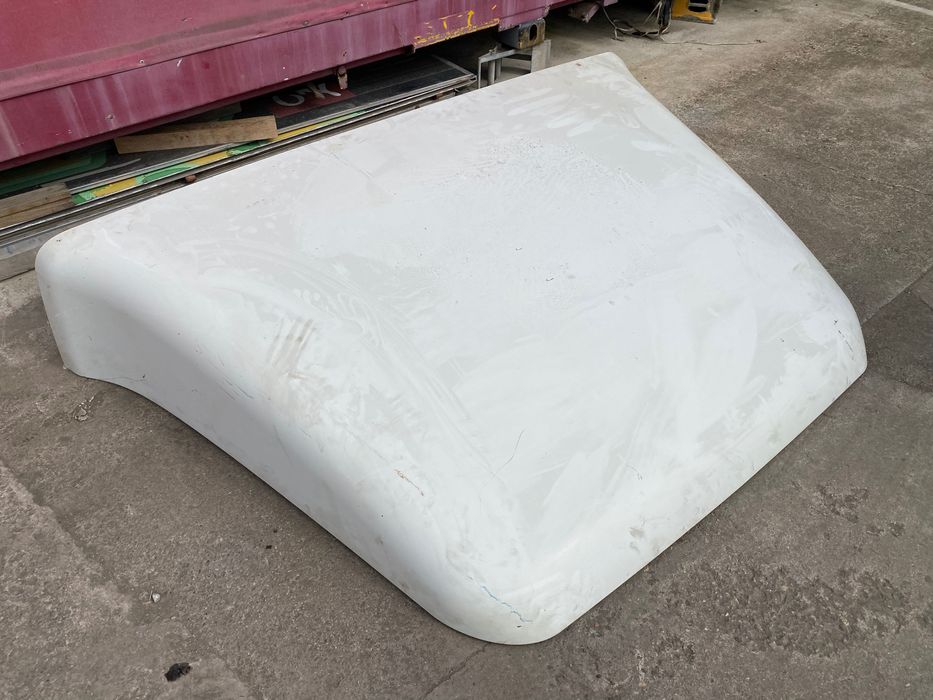 Спойлер от кабина на Волво Globetrotter