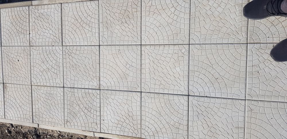 Pavaj pietonal din beton
