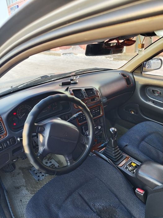 Продам Митсубиси Галант 7