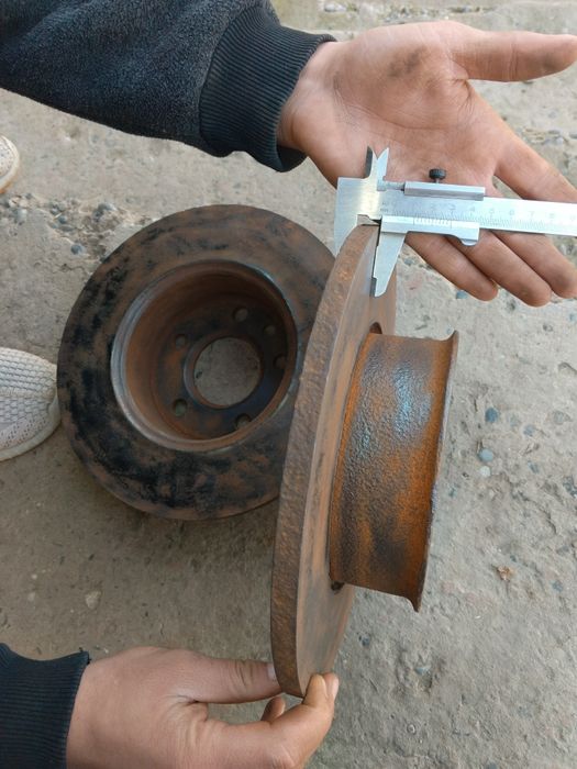 Volkswagen Transporter T4 тормозной диск 2 штук