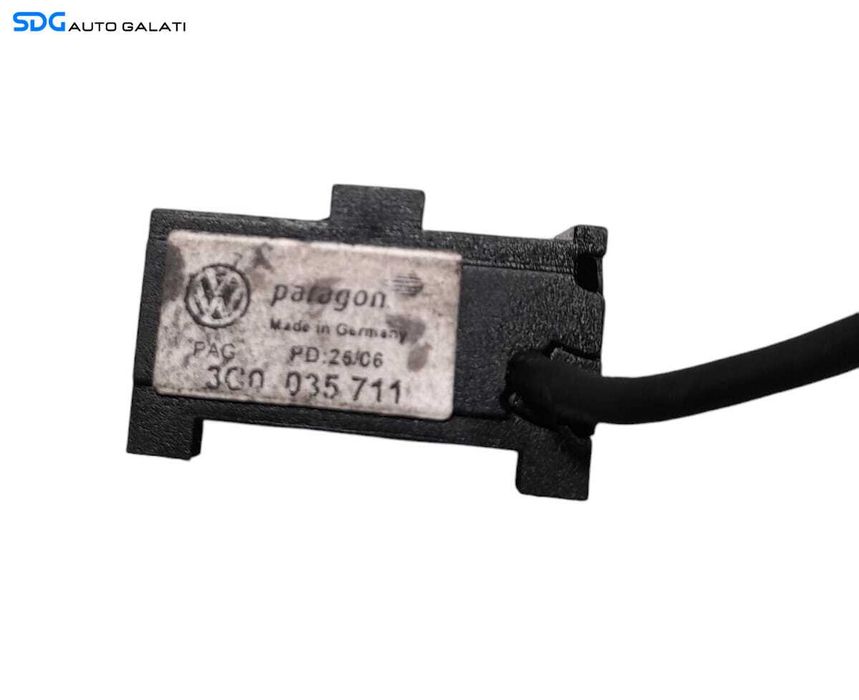Microfon Plafon Plafoniera Volkswagen Passat B6 2005 - 2010 Cod 3C0035711 [N1158]
