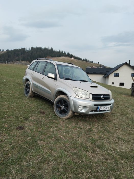 Se vinde Toyota RAV 4