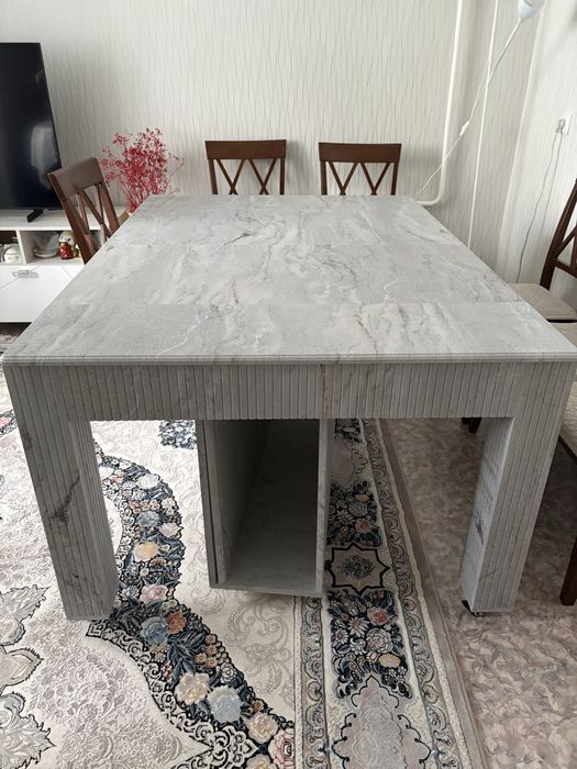 Стол трансформер новый, качество отличное ,