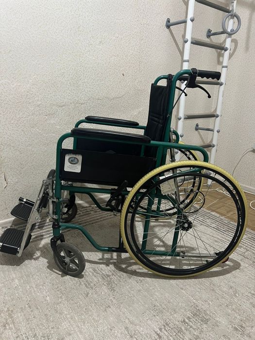 Инвалидная коляска