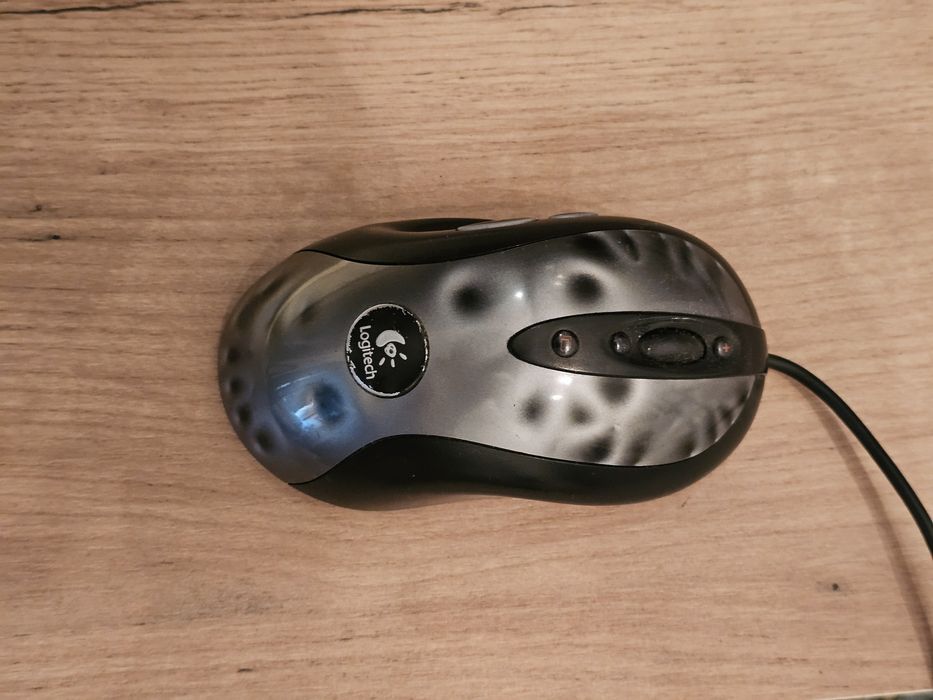 Logitech MX518 легендарная игровая мышка