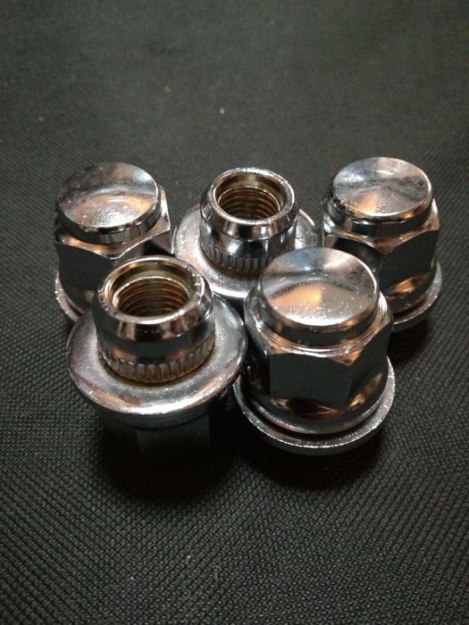 12 ron bucata Piulițe cu saiba 12x1.25 Nissan/Subaru/Infinity