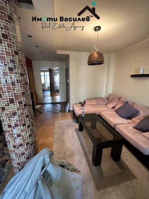 Дава се под наем Двустаен апартамент в София, Център - 59 кв.м за 598.23 € - Снимка #2