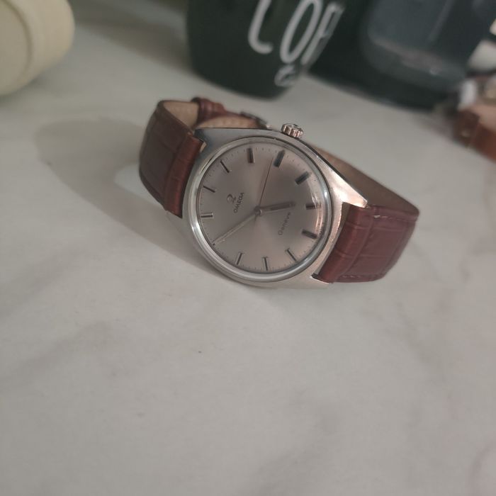 Vând ceas omega Geneva