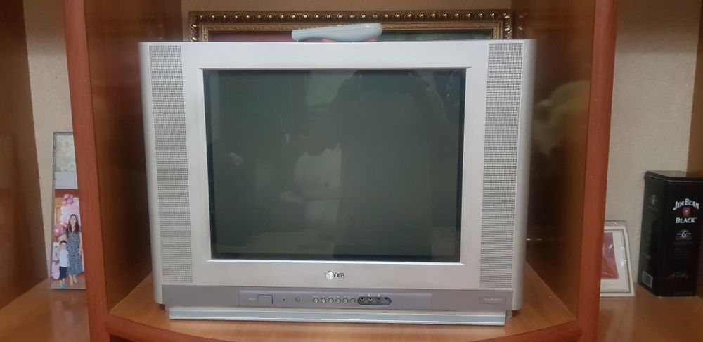 Телевизор LG Flatron