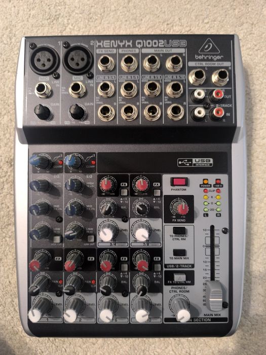 Смесител Behringer Q1002USB