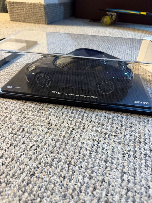 Macheta 1:18 Porsche Limited Edition