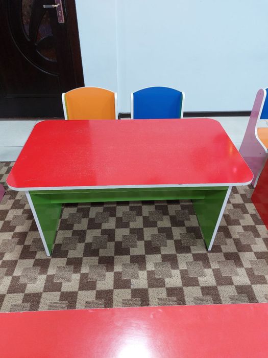 Детская парта
