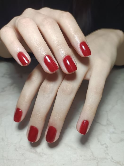 Маникюр/ педикюр