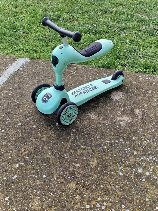 Scoot and ride  тротинетка
