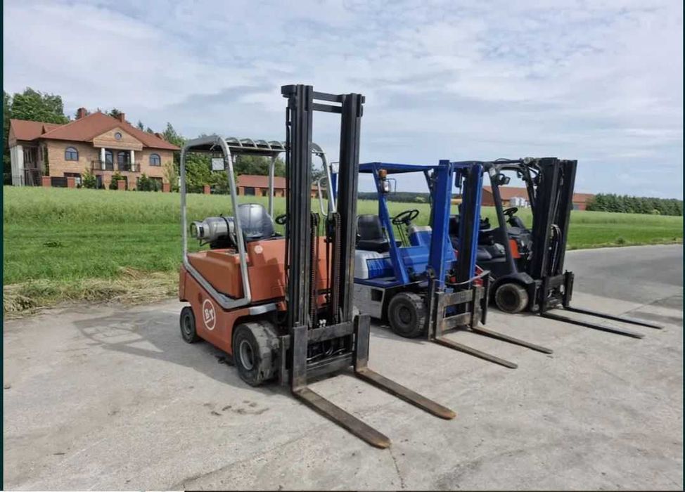 Inchiriez stivuitor,  camion cu macara, tractari utilaje, materiale