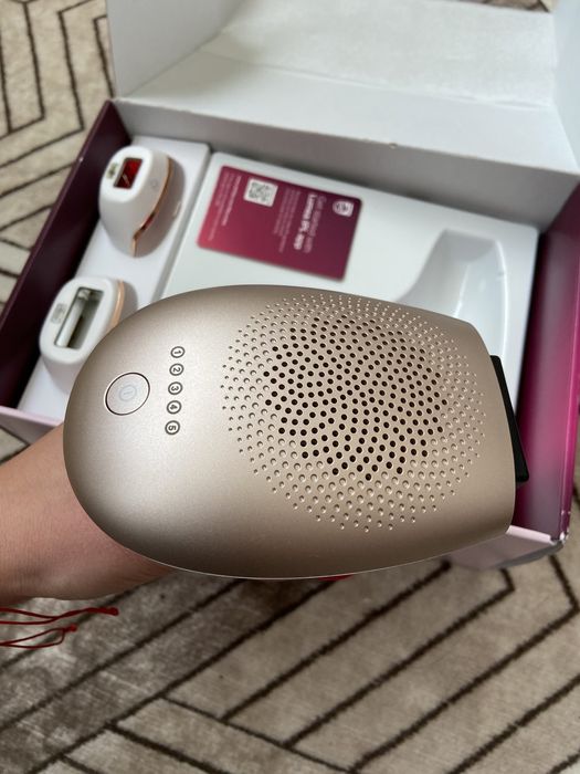 Фотоепилатор Philips Lumea Advanced SC1997