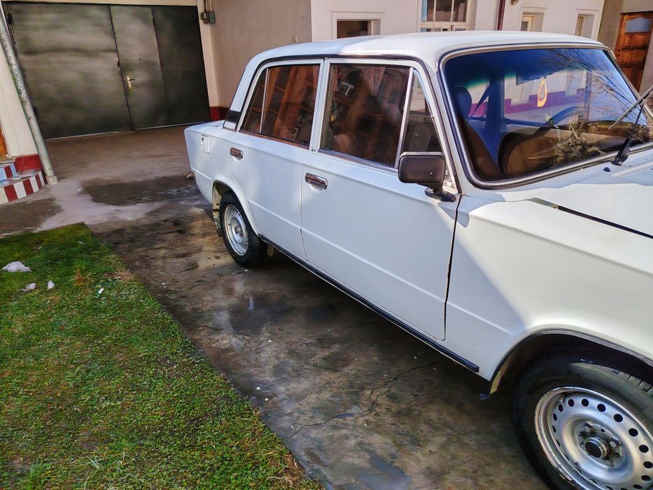 Ваз 21 011 sróchna sotiladi