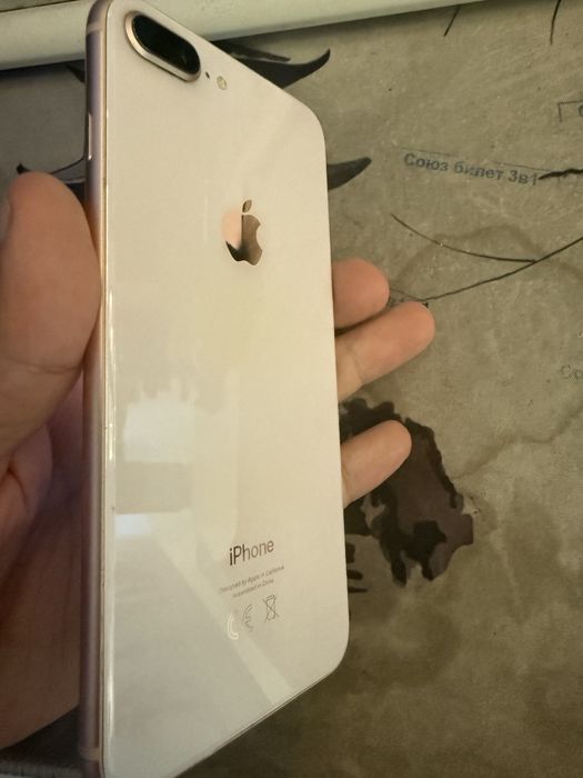Iphone 8 plus . 100%