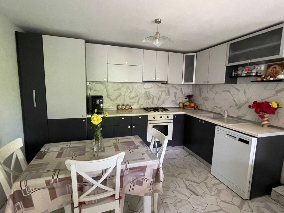 Vand casa in Dragasani