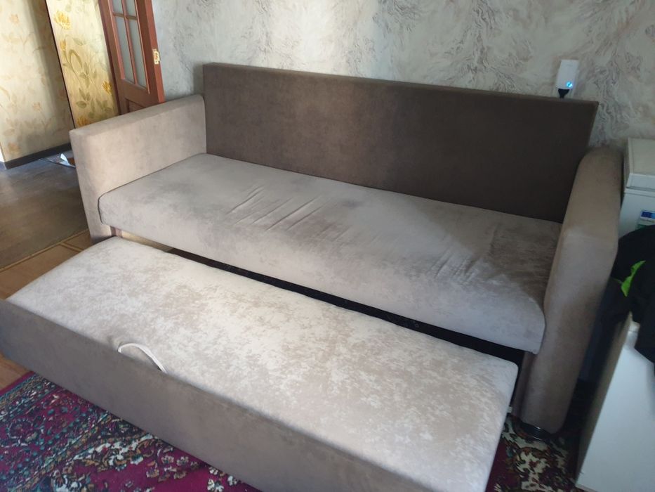 Продам новый диван