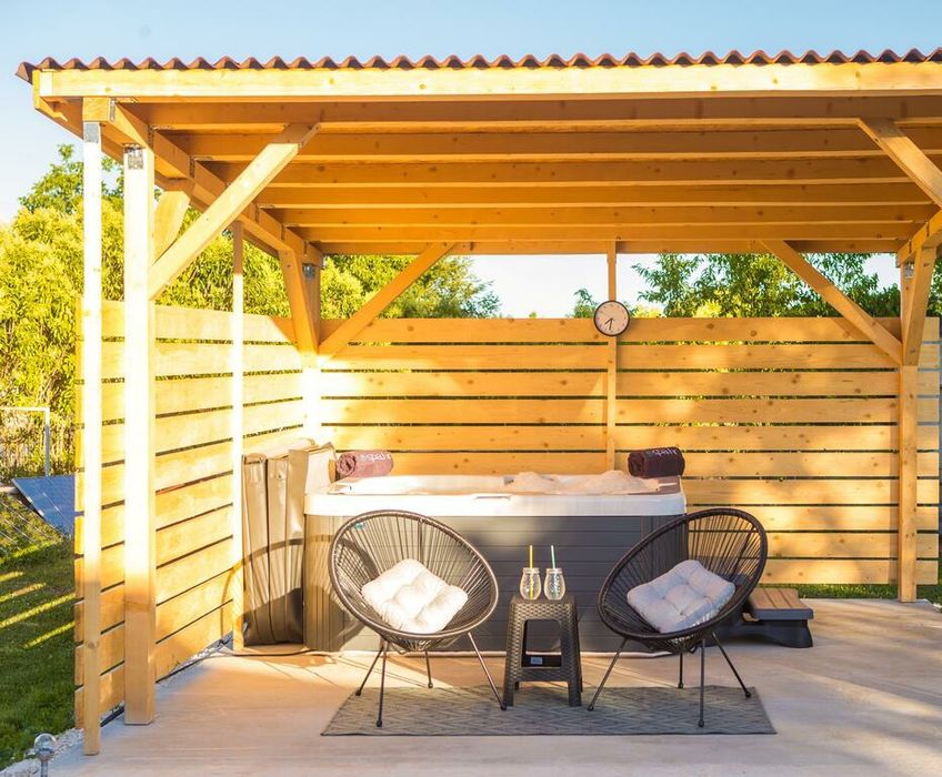 Vila petreceri, onomastice, majorate, cununii, botez, pool party