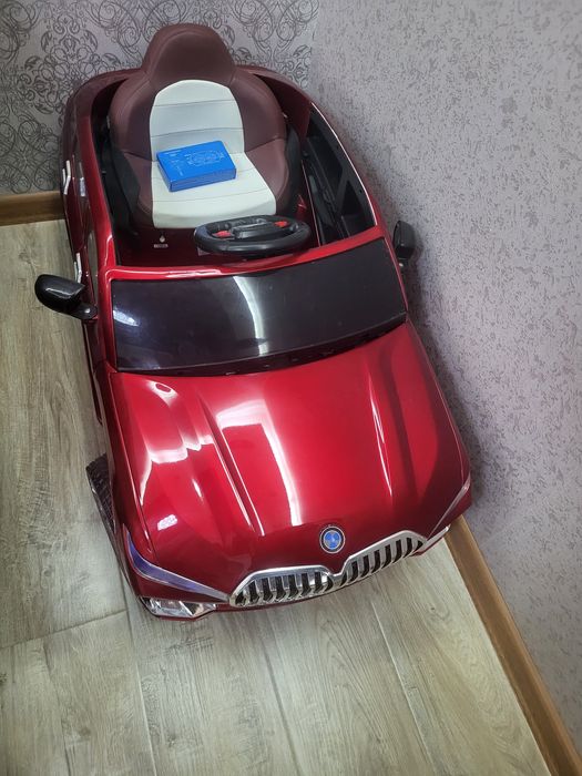 Детская машина BMW