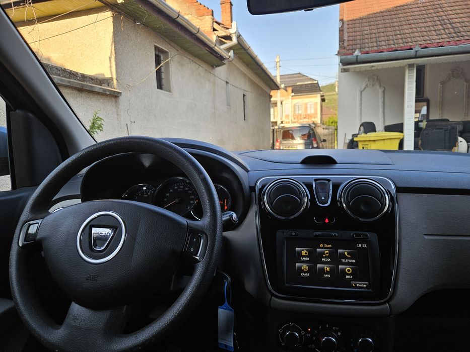 Dacia Lodgy 2015 special prestige 7 locuri 1.5 dci Climă Navigație 6 viteze