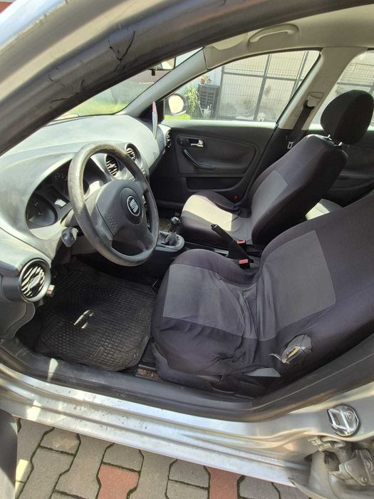 Seat Ibiza 1.9 SDI – 2005 – 600 € NEGOCIABIL