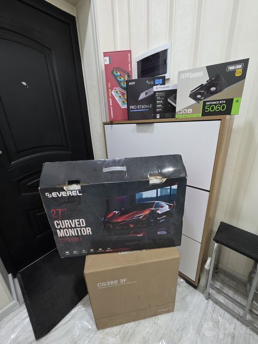 Gaming PC RTX 5060 / i5-14400F / 16GB DDR5 /SSD 1TB/Everel 27" 180Gz