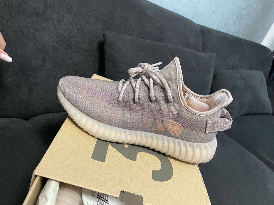 Adidași Yeezy Boost 350 V2 Mono Mist – NOI, mărimea 42
