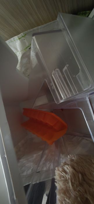 Frigider Heinner negru